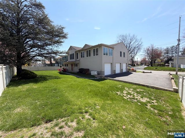 850 Ridgewood Avenue, Oradell, NJ 07649
