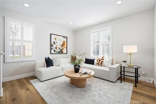 57 Arborside, Irvine, CA 92603