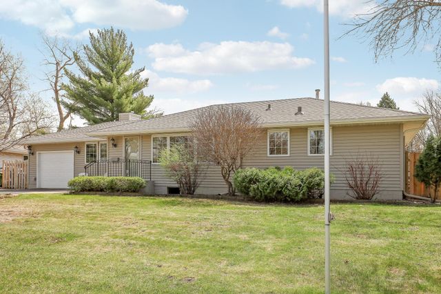 5900 Halifax Place, Brooklyn Center, MN 55429