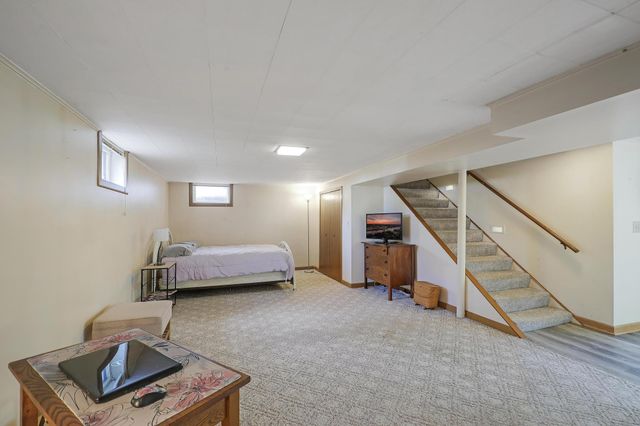 5900 Halifax Place, Brooklyn Center, MN 55429