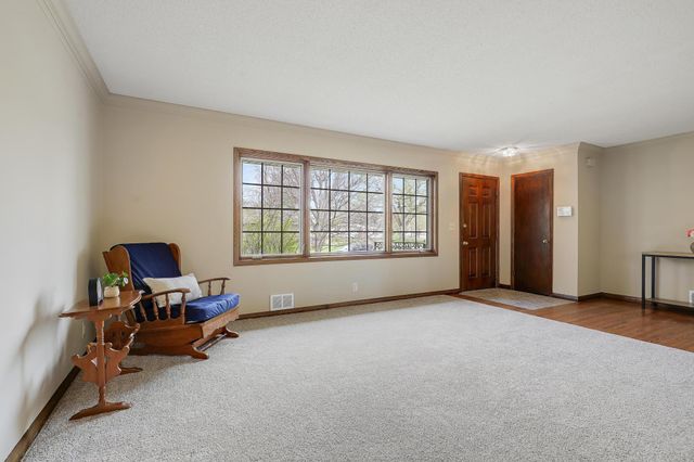 5900 Halifax Place, Brooklyn Center, MN 55429