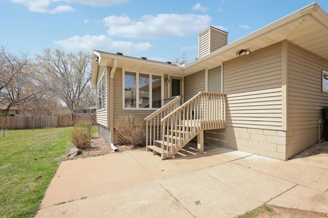 5900 Halifax Place, Brooklyn Center, MN 55429