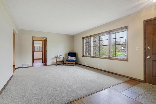 5900 Halifax Place, Brooklyn Center, MN 55429