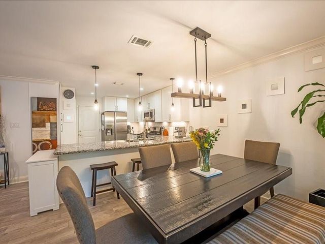 4 River Birch Lane, The Woodlands, TX 77380