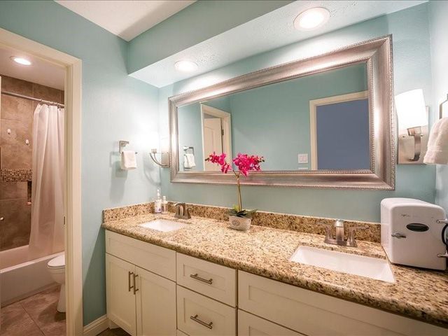 4 River Birch Lane, The Woodlands, TX 77380