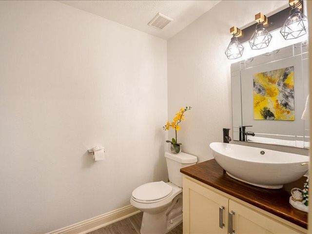 4 River Birch Lane, The Woodlands, TX 77380