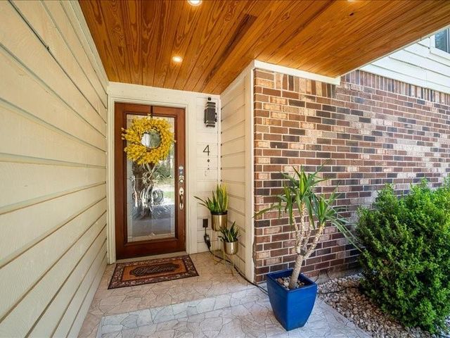 4 River Birch Lane, The Woodlands, TX 77380