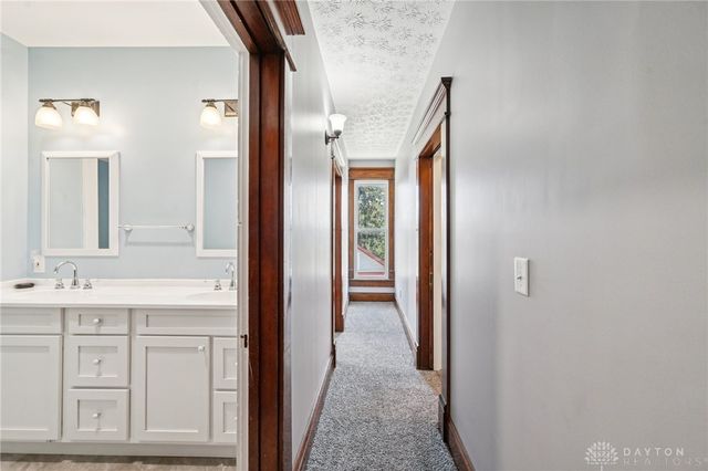 523 S Detroit Street, Xenia, OH 45385