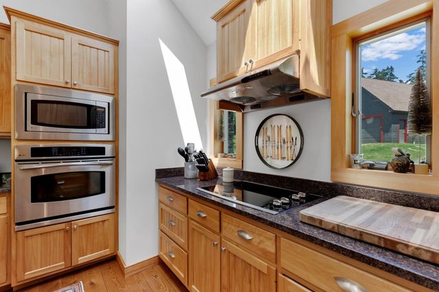 476 Dix Hill, Plymouth, VT 05056