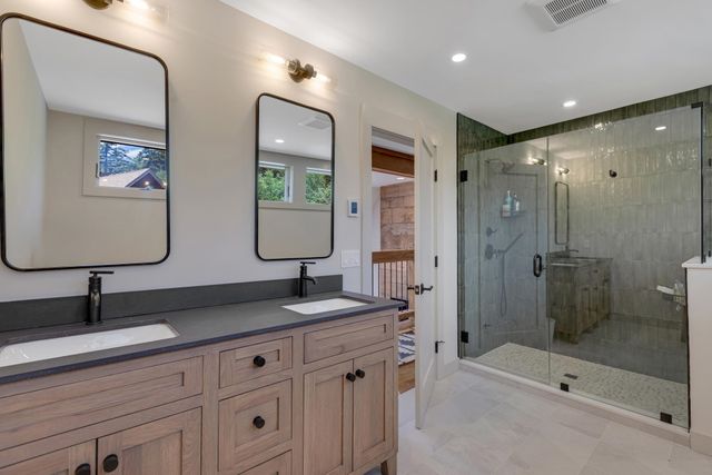 476 Dix Hill, Plymouth, VT 05056
