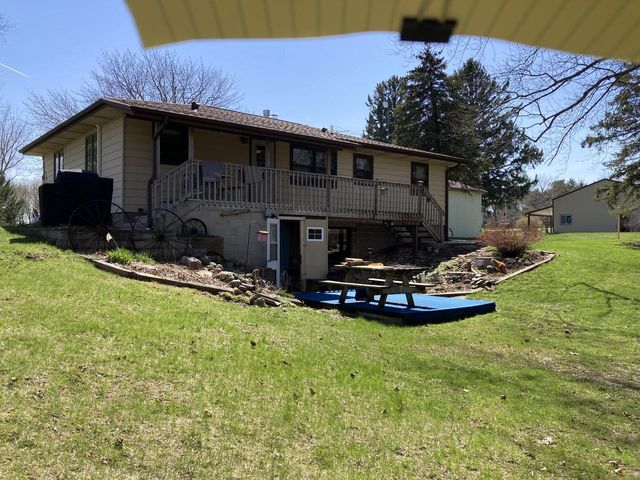W4918 County ROAD N, Waldo, WI 53093