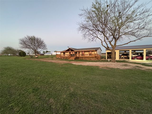 1524 Vz County Road 2128, Wills Point, TX 75169