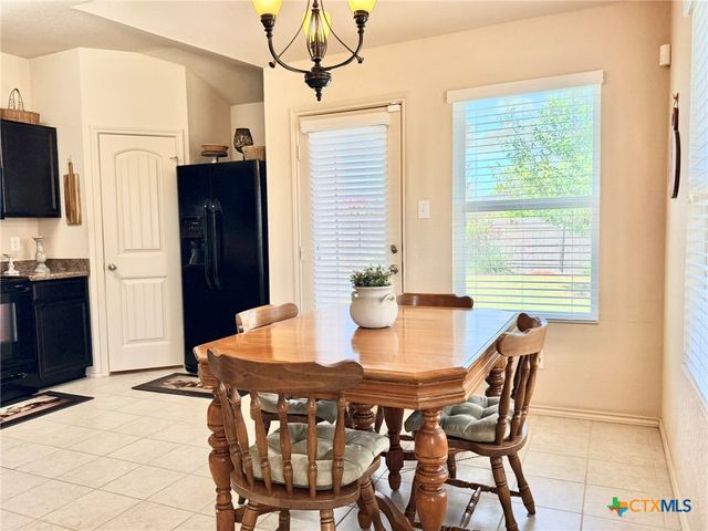 1024 Clarkston Drive, Seguin, TX 78155