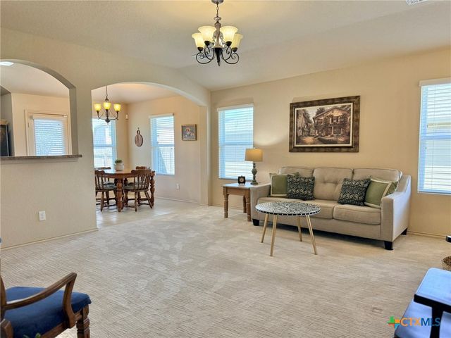1024 Clarkston Drive, Seguin, TX 78155