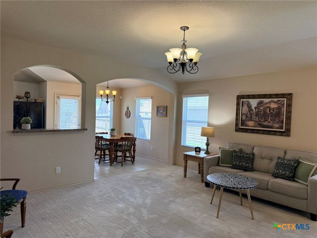1024 Clarkston Drive, Seguin, TX 78155