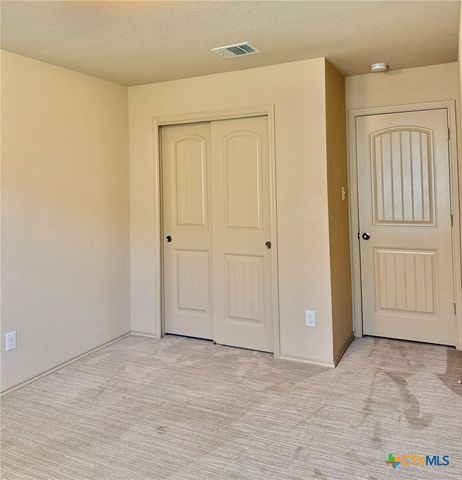 1024 Clarkston Drive, Seguin, TX 78155