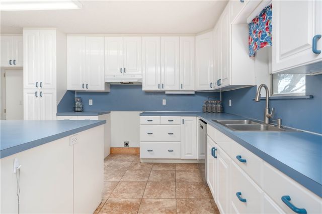 1244 County Road 336, Alice, TX 78332