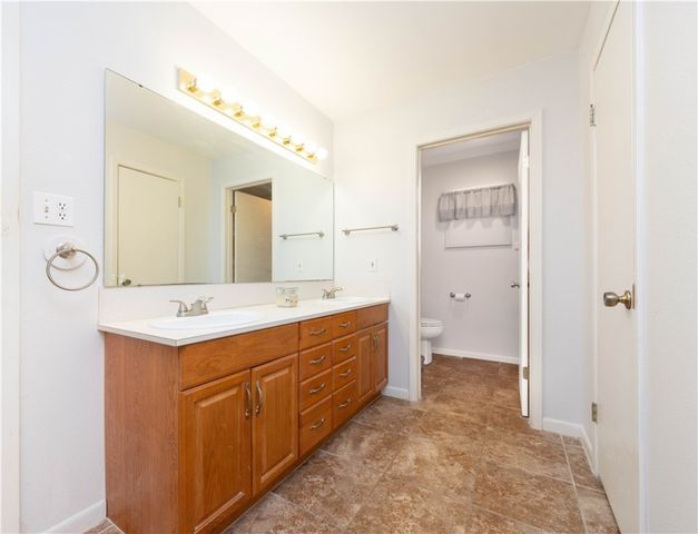 1244 County Road 336, Alice, TX 78332