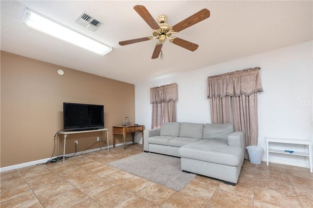 1244 County Road 336, Alice, TX 78332