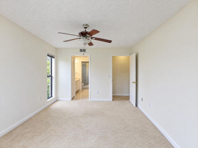 7915 WILLOW SPRING 1218, Lake Worth, FL 33467