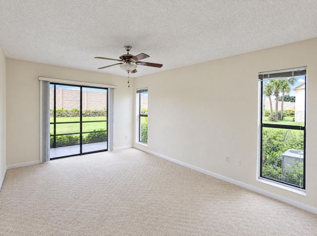 7915 WILLOW SPRING 1218, Lake Worth, FL 33467