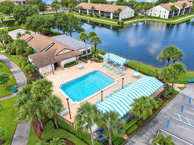 7915 WILLOW SPRING 1218, Lake Worth, FL 33467