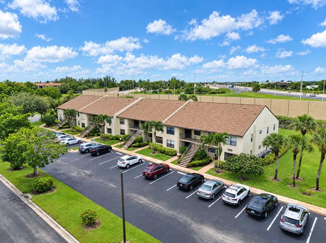 7915 WILLOW SPRING 1218, Lake Worth, FL 33467