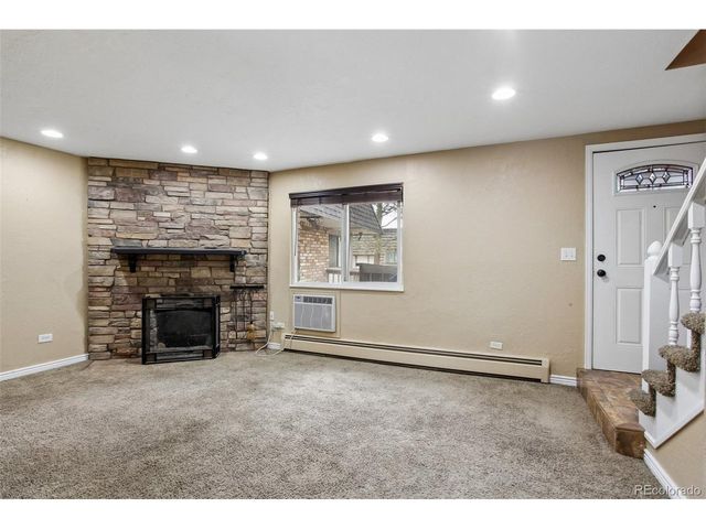 2190 S Holly St 225, Denver, CO 80222