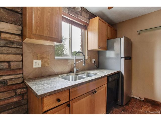 2190 S Holly St 225, Denver, CO 80222