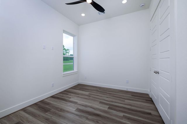 68 Fairway Drive, Trinity, TX 75862