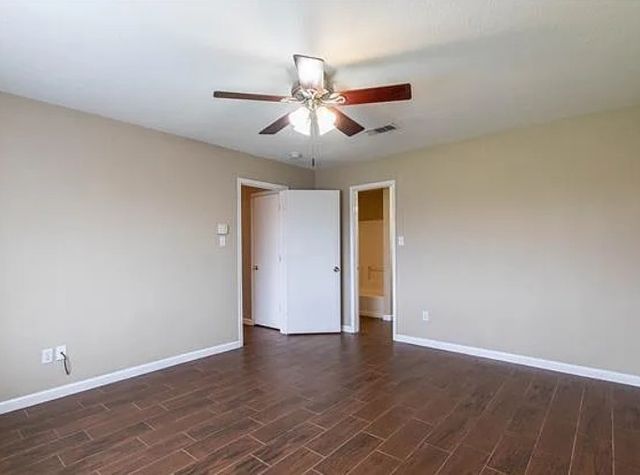 816 W Colony Drive, Arlington, TX 76001