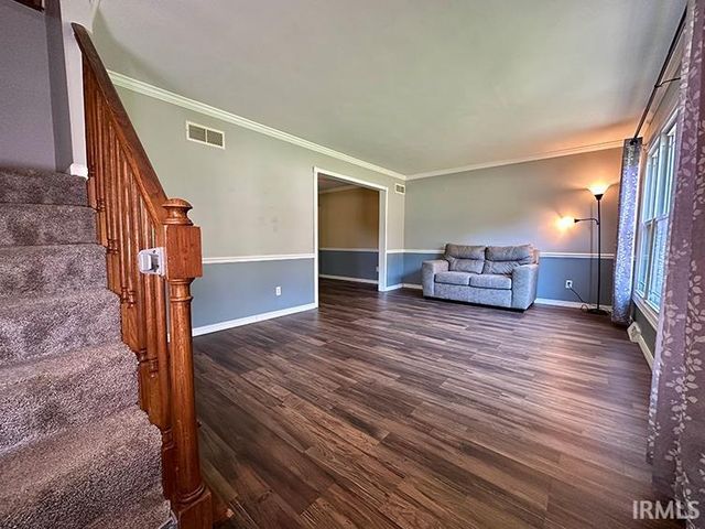 52061 Carriage Hills Drive, South Bend, IN 46635