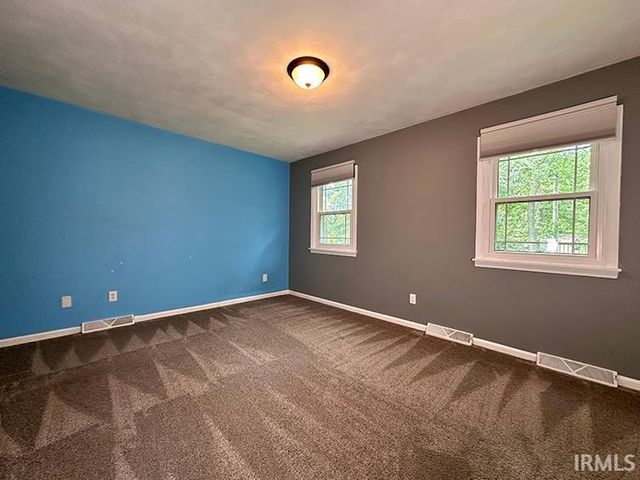 52061 Carriage Hills Drive, South Bend, IN 46635