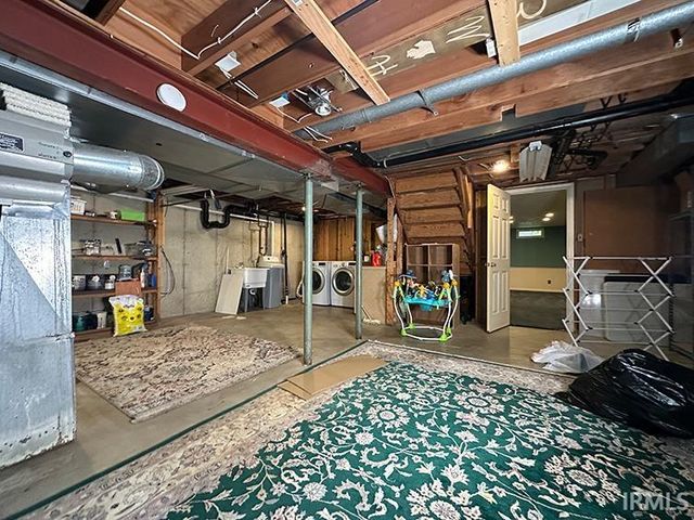 52061 Carriage Hills Drive, South Bend, IN 46635