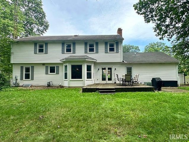 52061 Carriage Hills Drive, South Bend, IN 46635