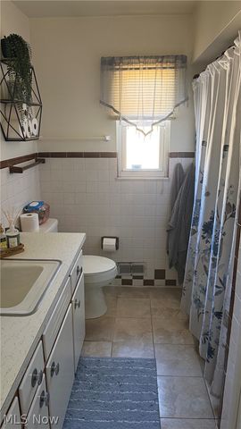 3200 Snow Road, Parma, OH 44134