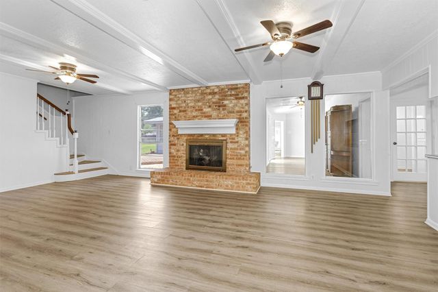 520 Beauregard Drive, Conroe, TX 77302