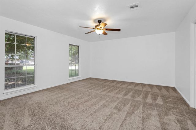 520 Beauregard Drive, Conroe, TX 77302
