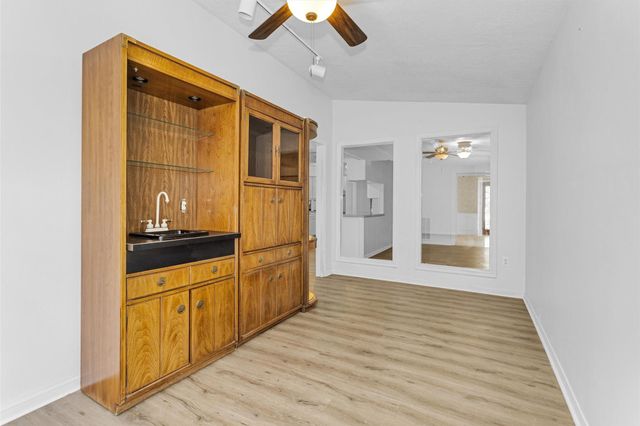 520 Beauregard Drive, Conroe, TX 77302