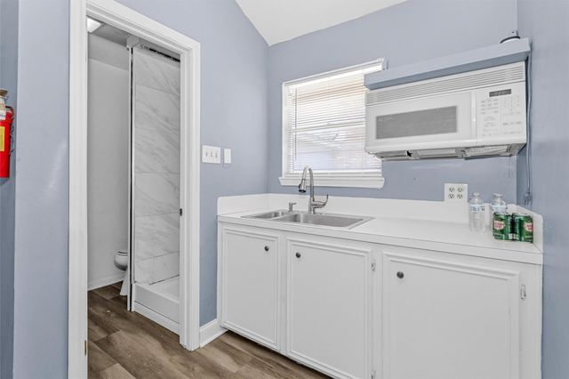 520 Beauregard Drive, Conroe, TX 77302