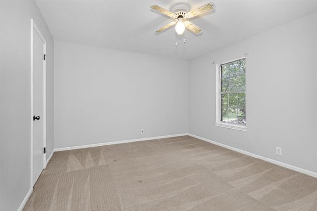 520 Beauregard Drive, Conroe, TX 77302