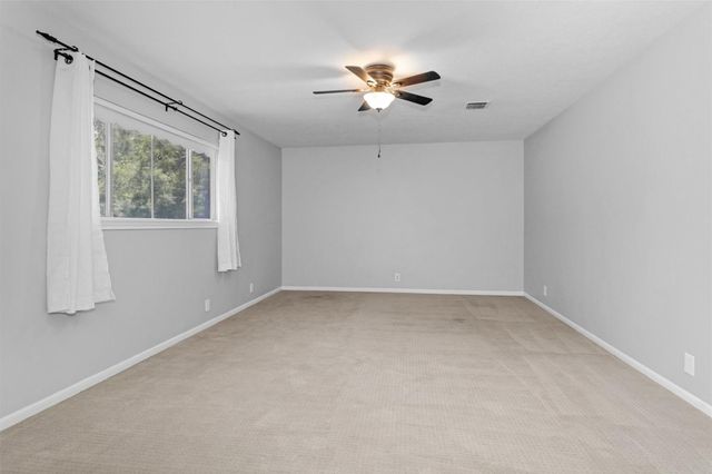 520 Beauregard Drive, Conroe, TX 77302