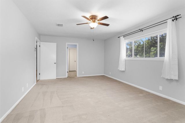 520 Beauregard Drive, Conroe, TX 77302