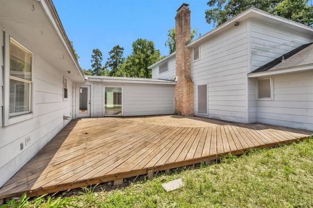 520 Beauregard Drive, Conroe, TX 77302