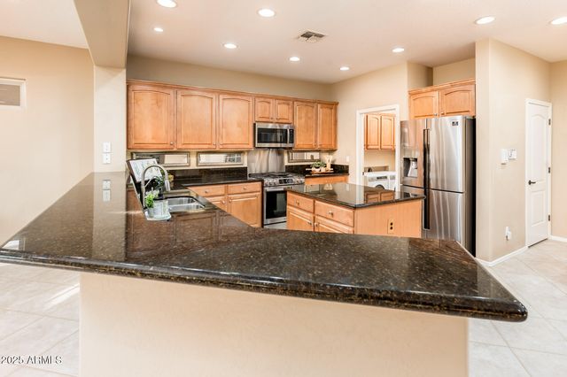 13747 W NOGALES Drive, Sun City West, AZ 85375