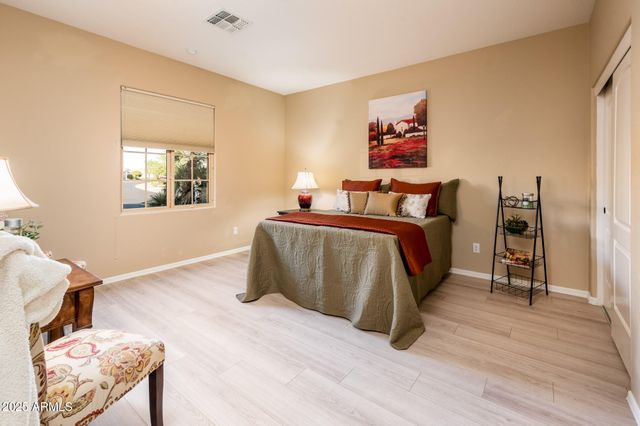 13747 W NOGALES Drive, Sun City West, AZ 85375