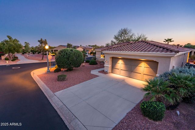 13747 W NOGALES Drive, Sun City West, AZ 85375