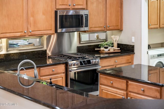 13747 W NOGALES Drive, Sun City West, AZ 85375