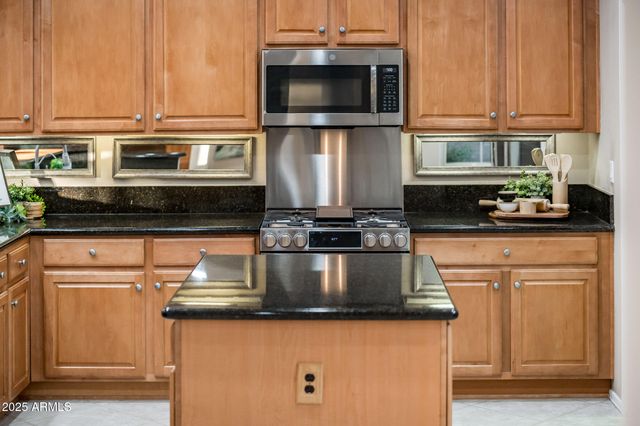 13747 W NOGALES Drive, Sun City West, AZ 85375