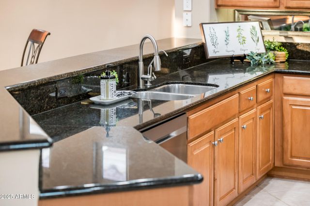 13747 W NOGALES Drive, Sun City West, AZ 85375